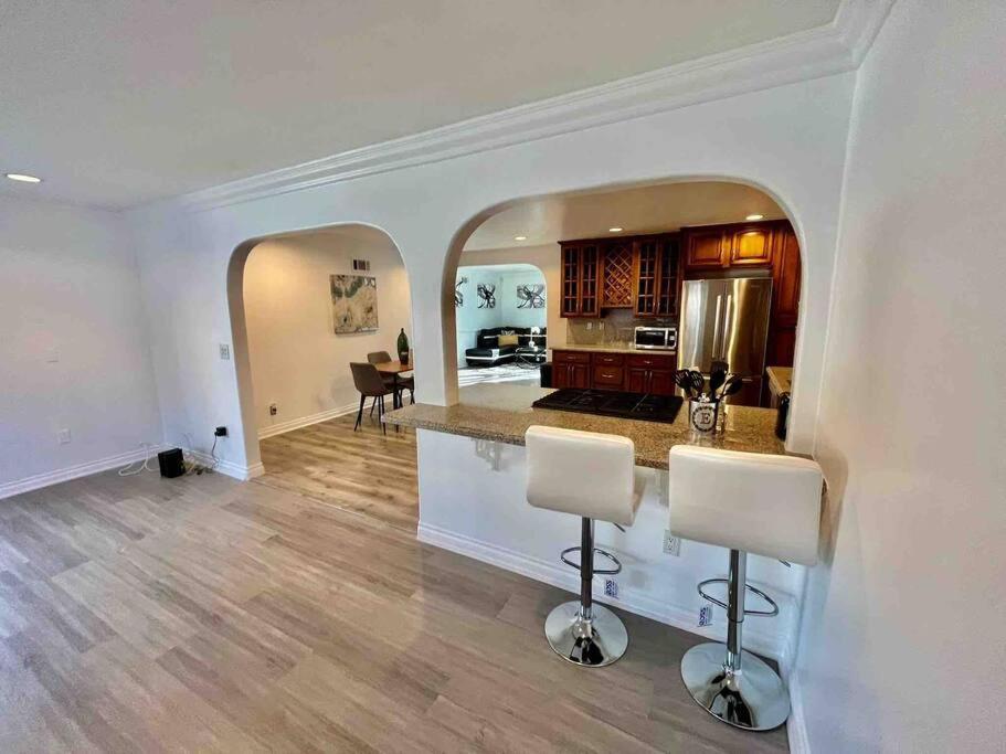 Сasa de vacaciones Woodland Hills 3 Bedroom W/ Pool And Los Ángeles